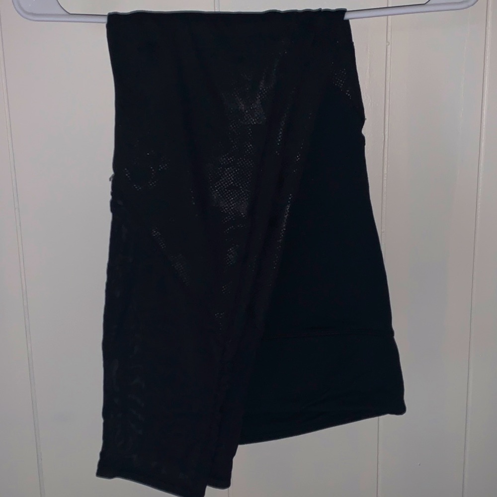 Black fabletics workout leggings